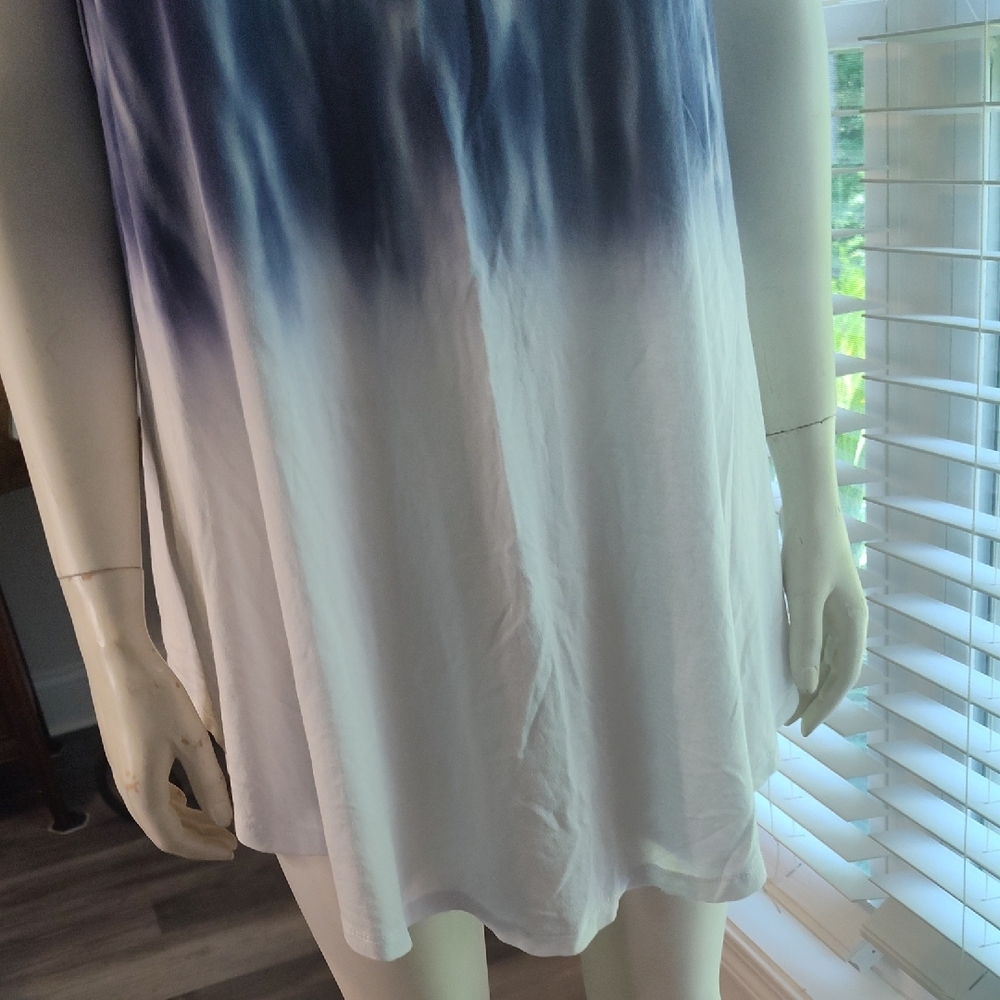 Lane Bryant Blue and White Sleeveless Relaxed Tank Top - Picture 4 of 10